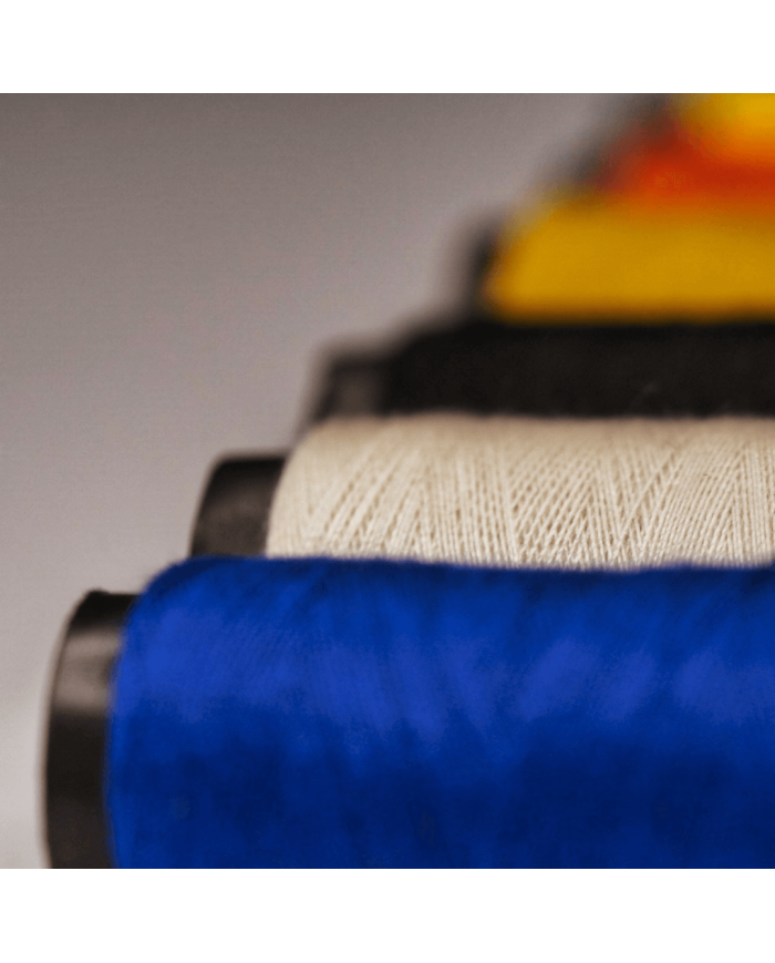 Hilo Nacional de 200 yardas es la solución perfecta para proyectos de costura y confección a nivel profesional y doméstico.