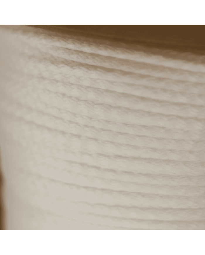 Cordón Umbro Crudo - Rollo de 100 Metros para quienes buscan un estilo sencillo pero elegante en sus proyectos.