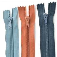 Cierre Nylon 4 18cm por bulto