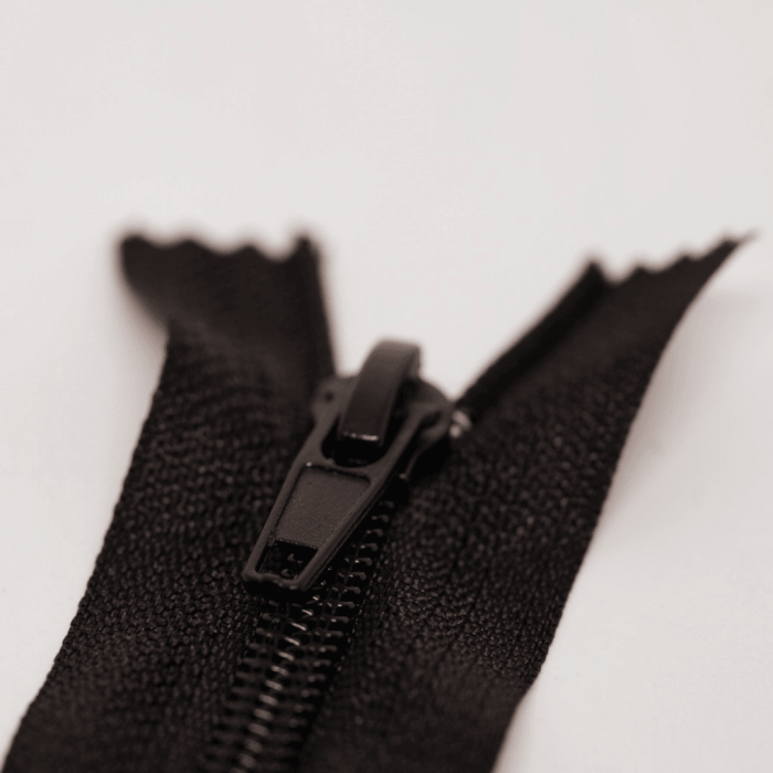 Cierre Nylon 4 18 cm