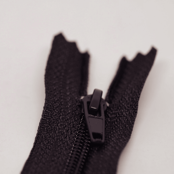 Cierre Nylon 4 18 cm